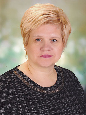 Jeļena Vucēna