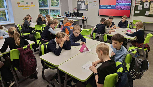 Radošās darbnīcas ,,Riti raiti valodiņa” veltītas Valsts valodas dienai