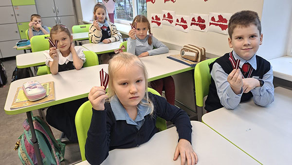 Novembra gaismas mūsu sirdīs