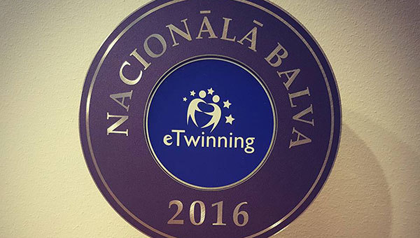 “Nacionālā eTwinning balva 2016” starptautisko projektu kategorijā  šogad aizceļoja uz Daugavpils Saskaņas pamatskolu!