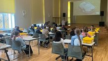 5.c klase iepazīst ROBO HUB pasauli STEM nodarbībā!